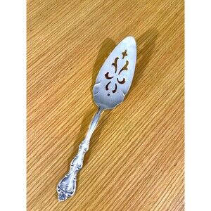 Vintage International Silverplate Pie Cake Server 10.5” Retro Silver Plated